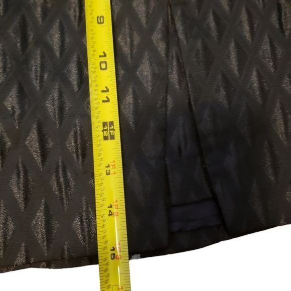 3/$15 Lelis Black Diamond Print Mini Skirt Size Medium - Picture 5 of 6